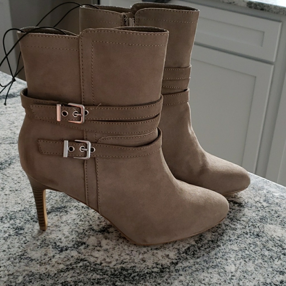 Express booties